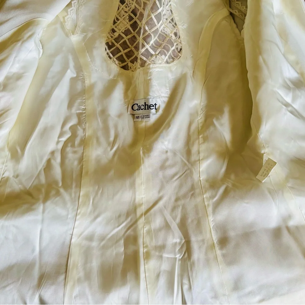 Vintage Cachet Sz 12 Warm White Blazer with Lace Detail, Lattice Back - Picture 14 of 14